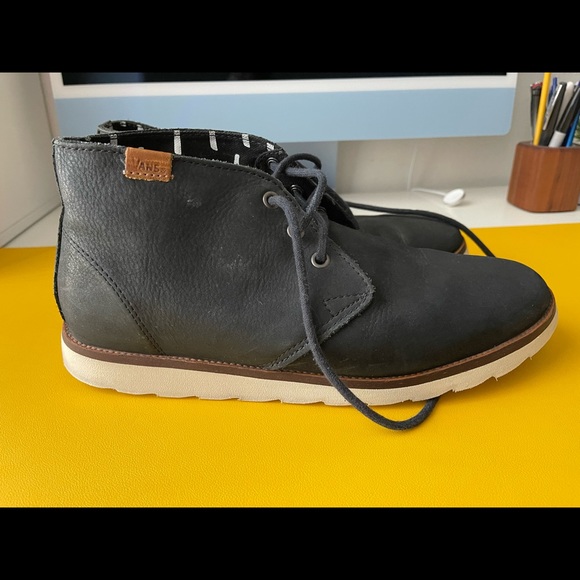 Vans Other - Vans Desert Chukka